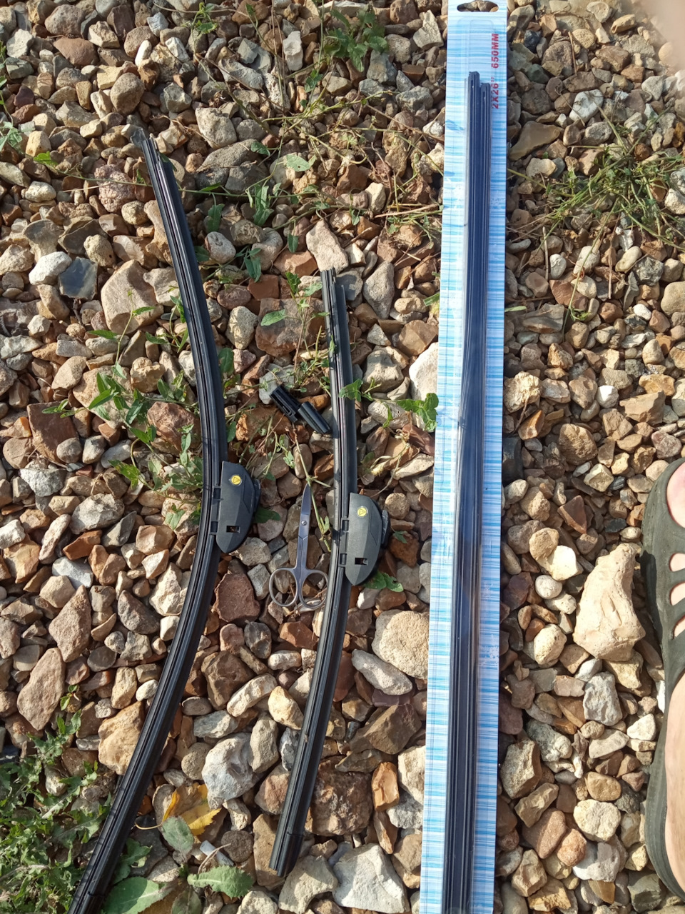 4️⃣1️⃣ Замена резинок на щётках стеклоочистителя — Chevrolet Cruze (1G ...