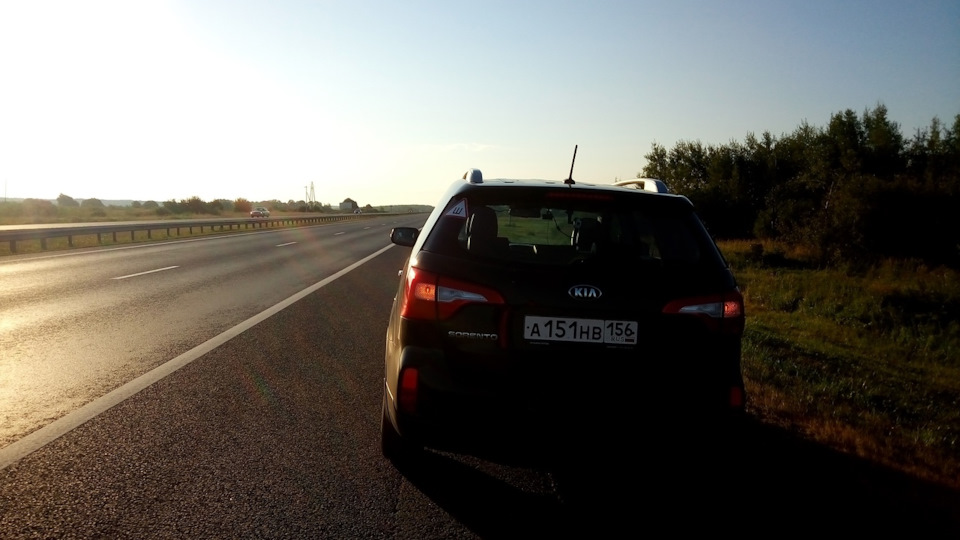 Стрелка тахометра не в настроении( — KIA Sorento (2G), 2,4 л, 2013 года ...