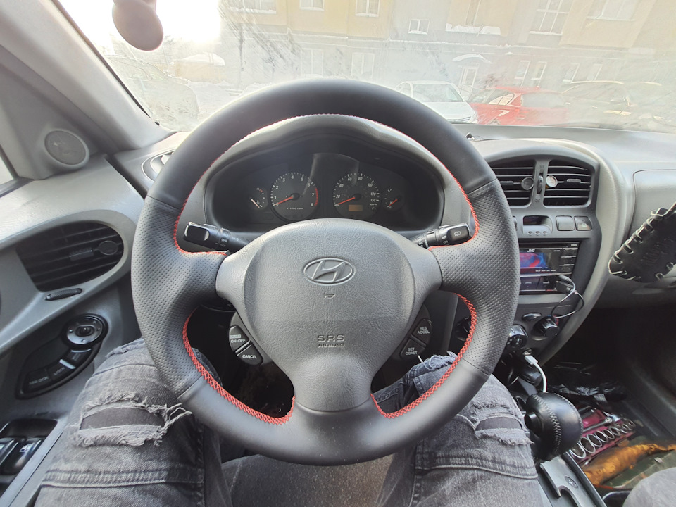 Перетяжка руля - Hyundai Santa Fe (3G), 2,4 л, 2014 года тюнинг DRIVE2