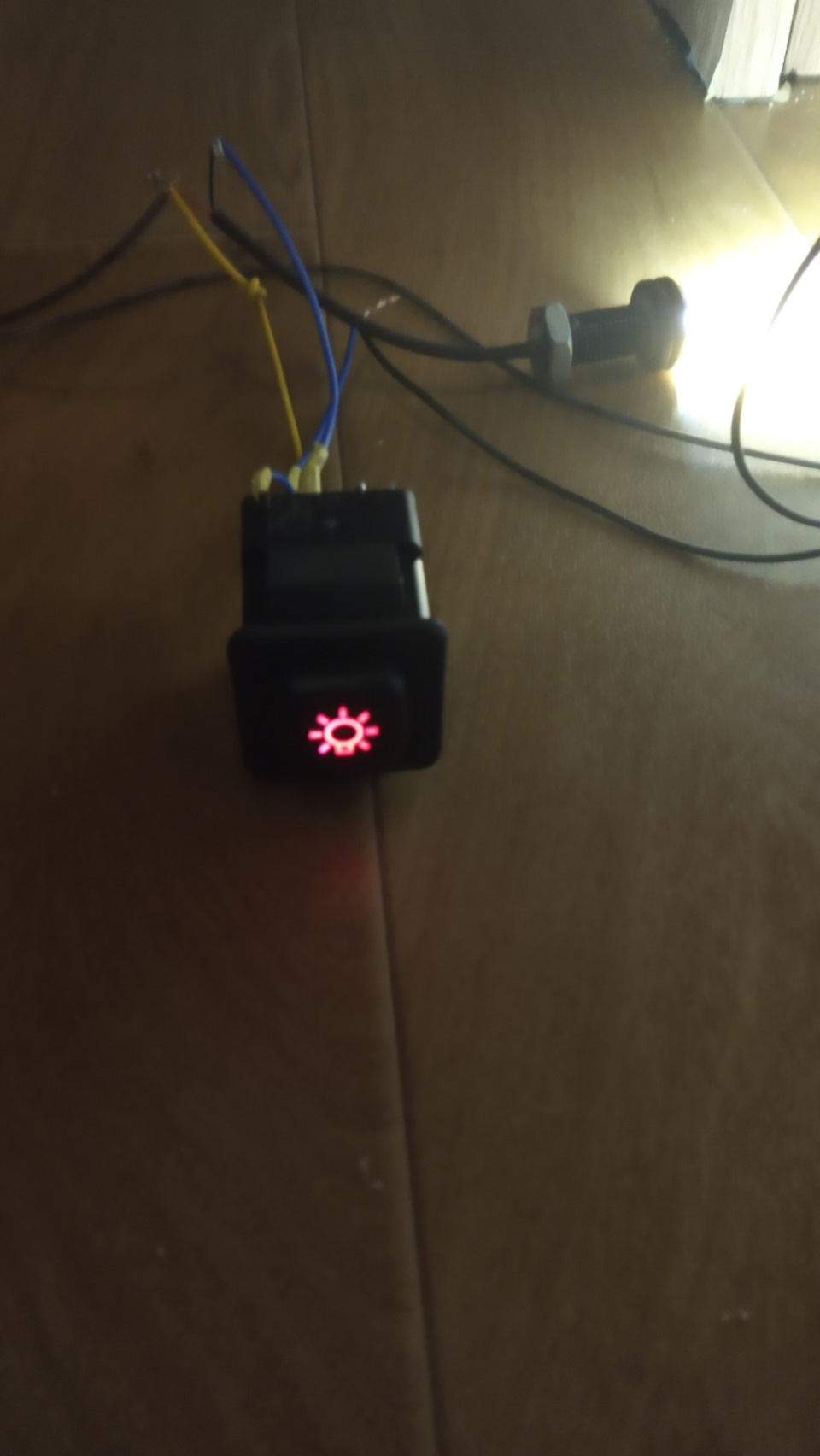 Кнопка противотуманок из того что было… Доделал — ЗАЗ Chance, 1,3 л ...