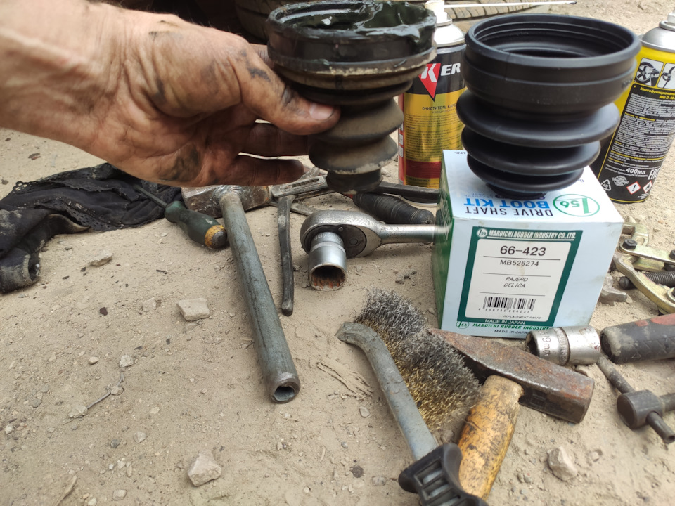 Фото в бортжурнале SsangYong Rexton W (3G). Запчасти на фото: MB526274