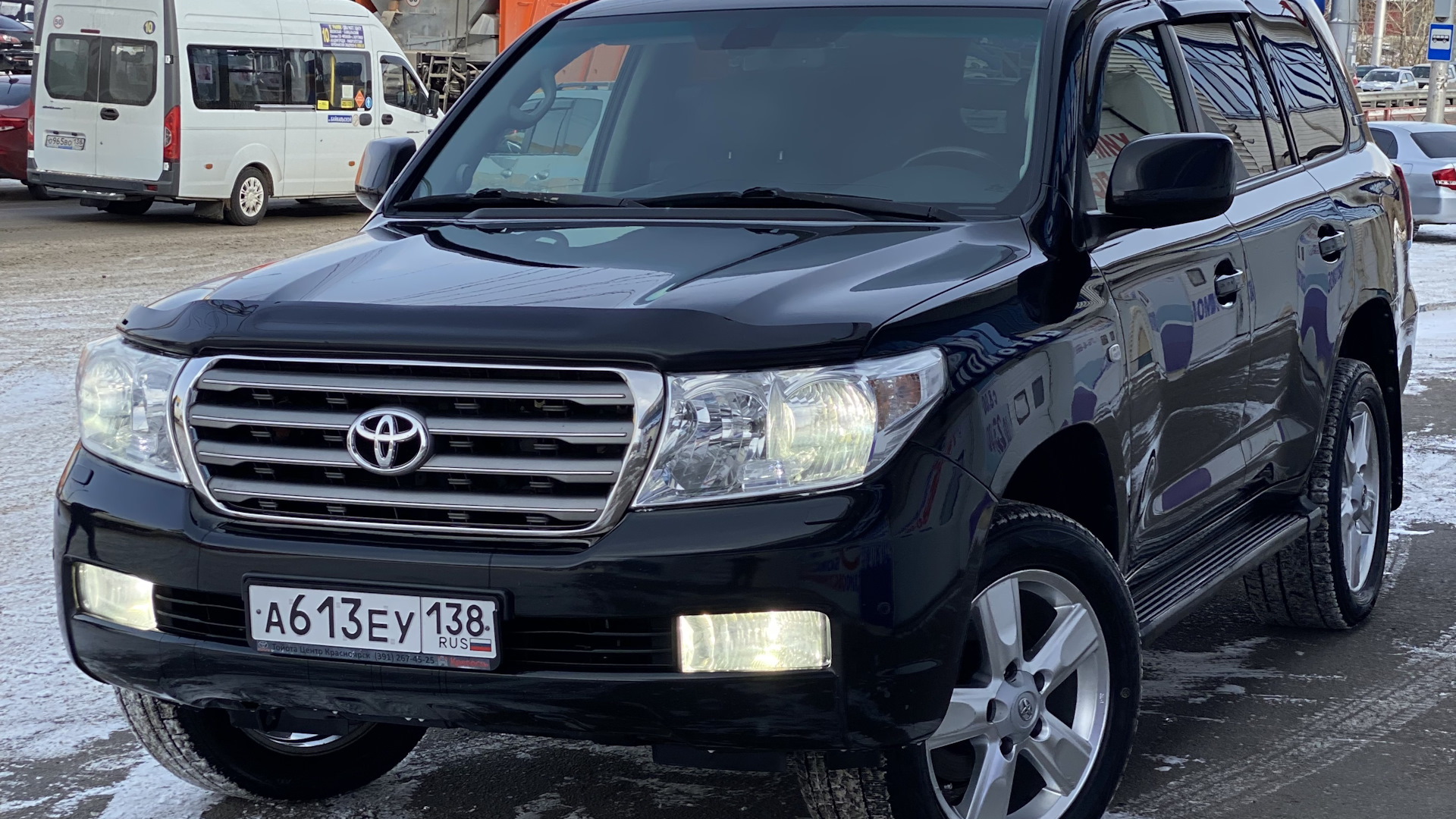 Toyota Land Cruiser 200 4.7 бензиновый 2009 | на DRIVE2