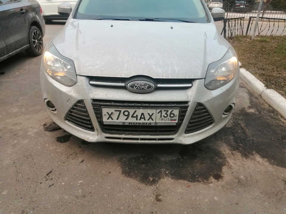Габариты диодные — Ford Focus III Hatchback, 1,6 л, 2011 года ...