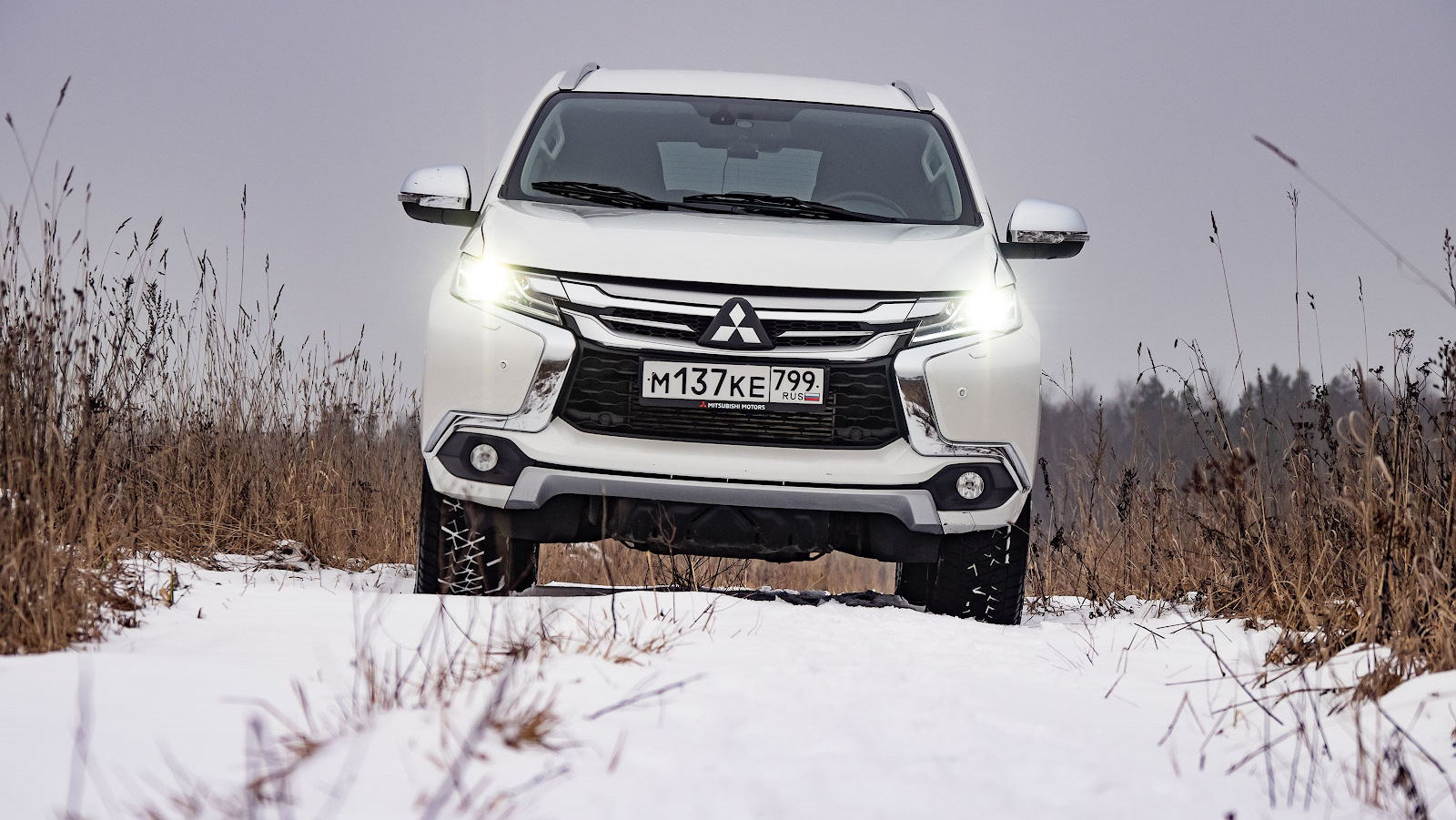 Паджеро спорт 3 2.4 дизель. Mitsubishi Pajero Sport "Adventurer". Решетка Mitsubishi Pajero Sport 3. Мицубиси Паджеро спорт то 45000.