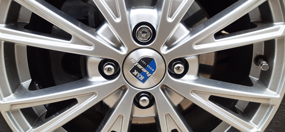 Гайки колес — Hyundai Solaris (2G), 1,6 л, 2019 года | запчасти | DRIVE2