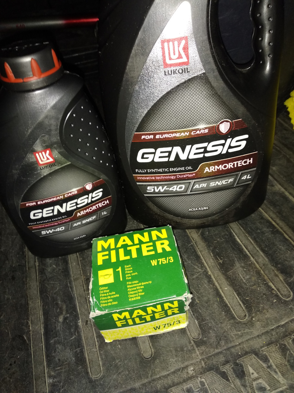 Фото в бортжурнале Renault Megane II. Запчасти на фото: Goodyear Duramax