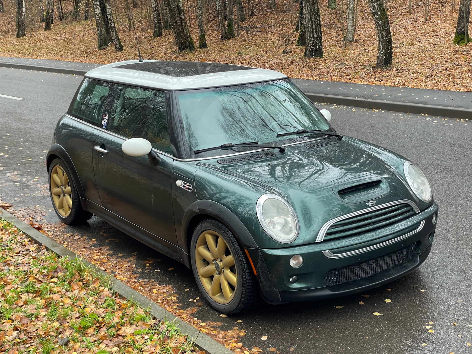 Аналоговый, британский, зеленый — MINI Cooper S Mk I, 1,6 л, 2004 года |  покупка машины | DRIVE2