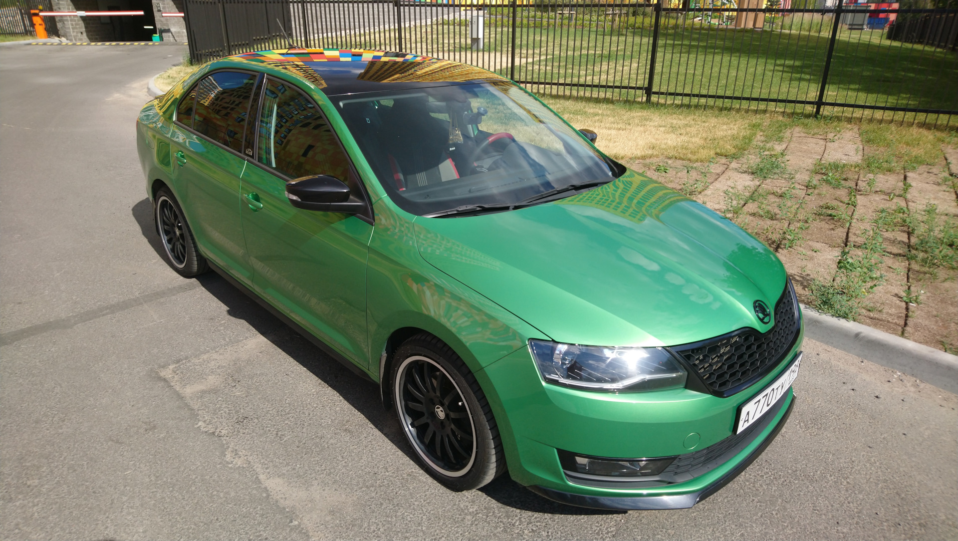 Skoda VRS полоски