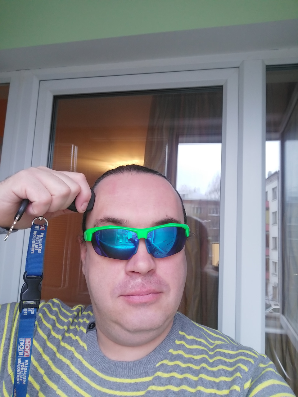 Фото в бортжурнале Cadillac Escalade (3G)