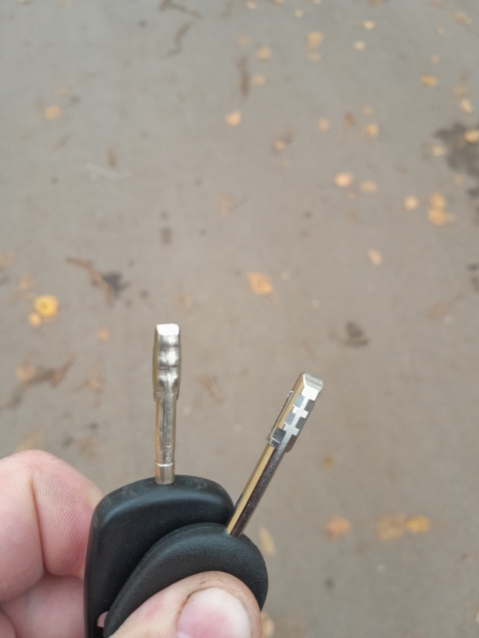 Вскрытие капота легким движением пальцев — DRIVE2