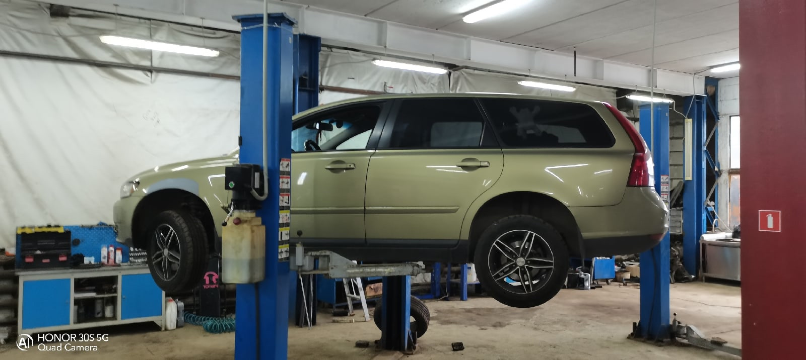 Замена внутреннего пыльника шруса на Volvo V50 2.4 (Maruichi 156 02144 ...