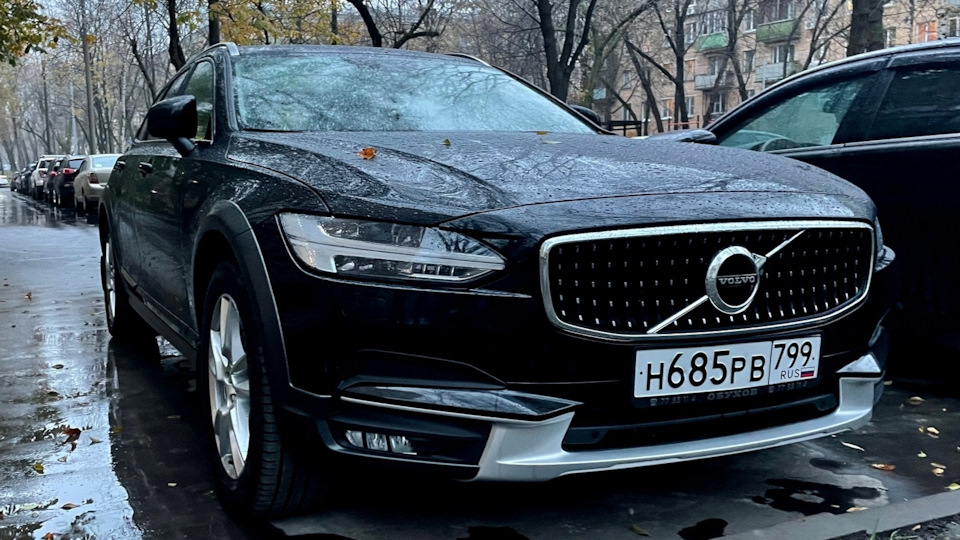 Volvo V90 Cross Country PRO Лось-во-Фраке