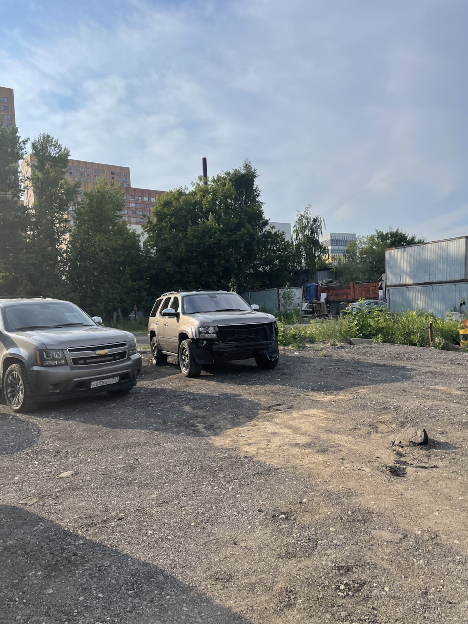 Приехало справа — сам дурак. — Chevrolet Tahoe (GMT900), 5,3 л, 2012 года |  ДТП | DRIVE2