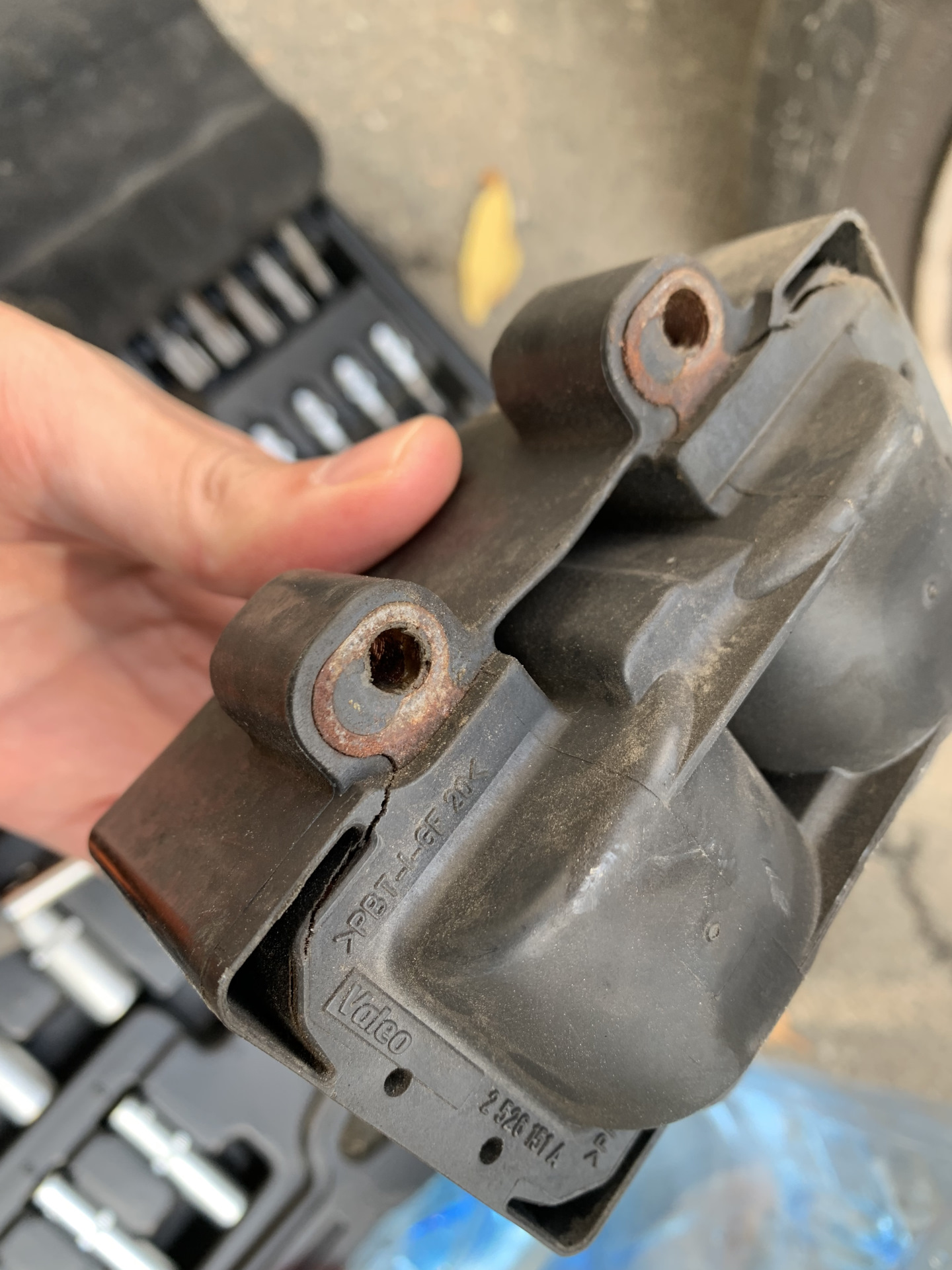 Дергается на газу при наборе скорости (Решено!) — Renault Symbol, 1,4 л ...