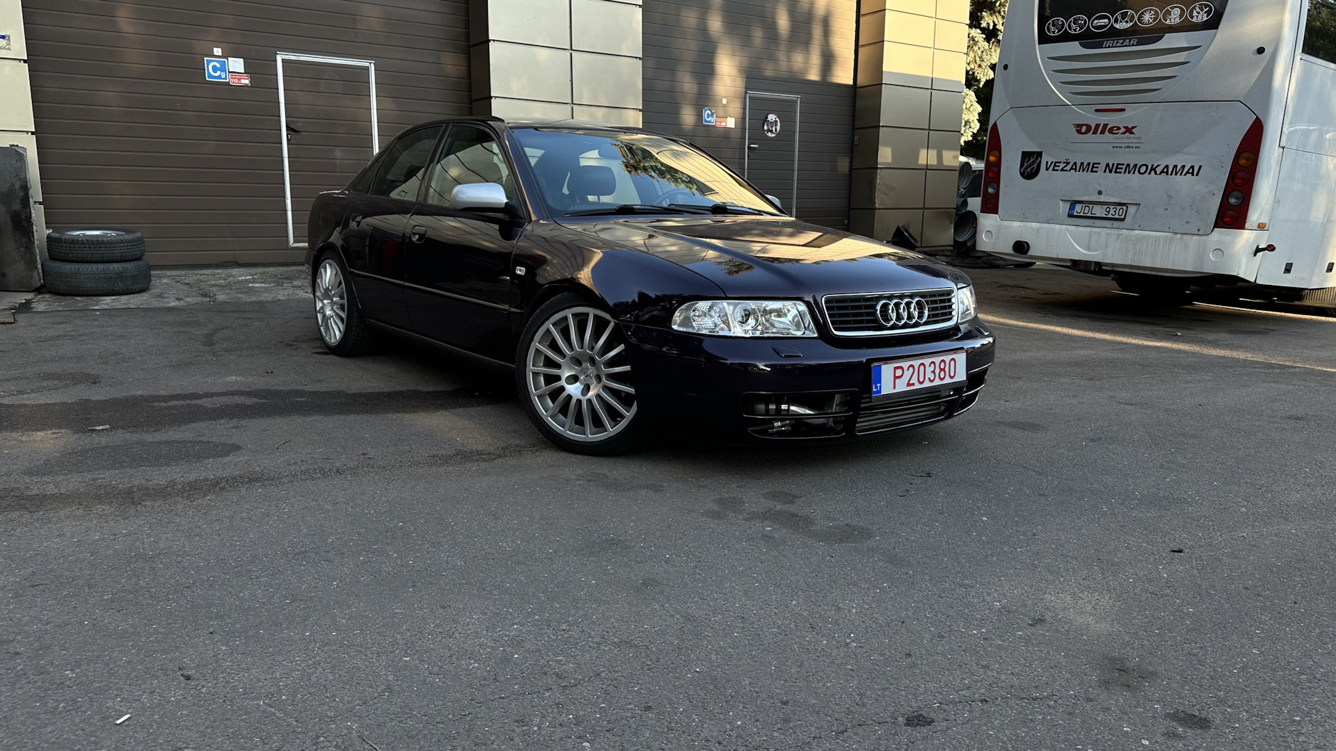 Audi A4 (B5) 1.8 бензиновый 1996 | 1.8 turbo quattro на DRIVE2