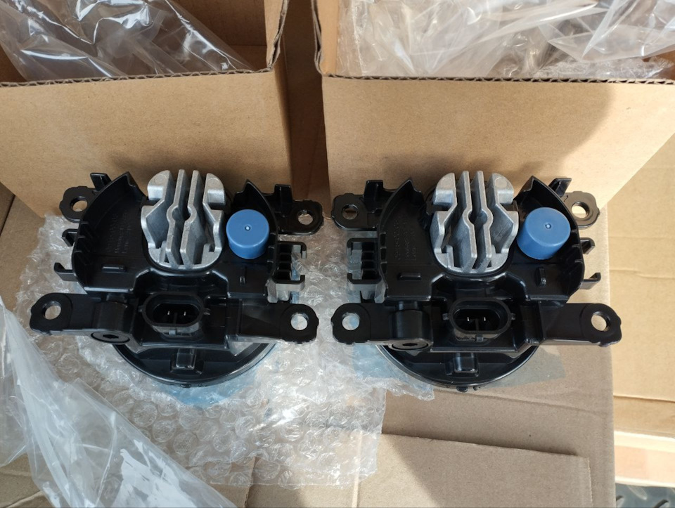 LED птф аналог Valeo 047414 Ford Focus II / III на Ford Focus Hatchback ...