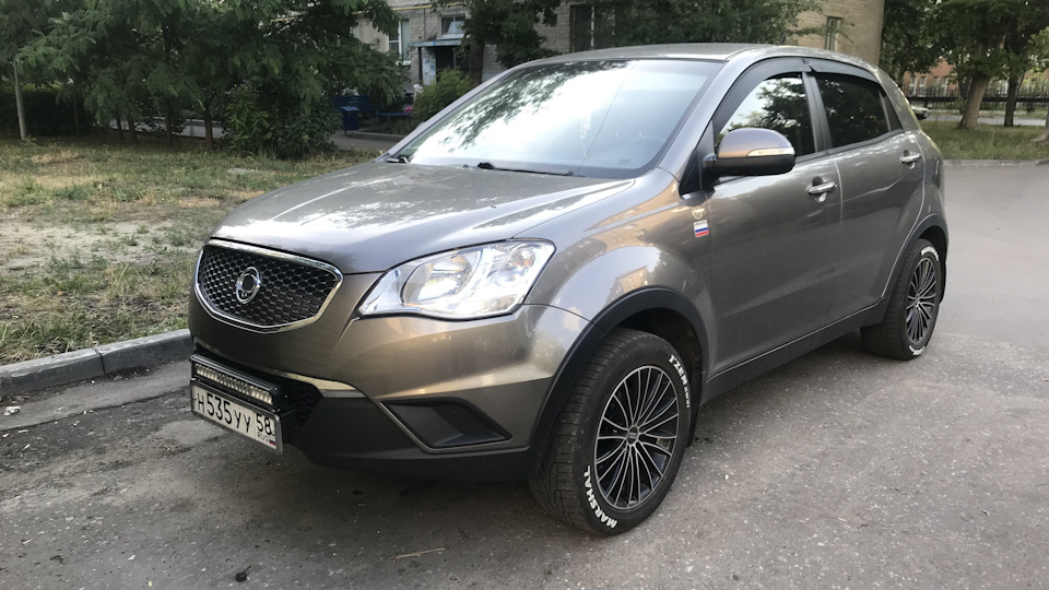 Ssangyong actyon 2011 дизель. Саньенг Актион 2011. Саньенг Актион 2011 дизель. Актион 2.0 дизель 2011. Саньенг Актион 2011 дизель фото