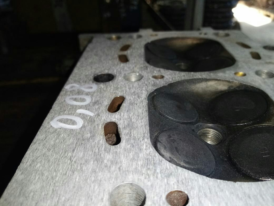 Стук под крышкой клапанов — Mazda MPV II, 2 л, 2002 года | поломка | DRIVE2