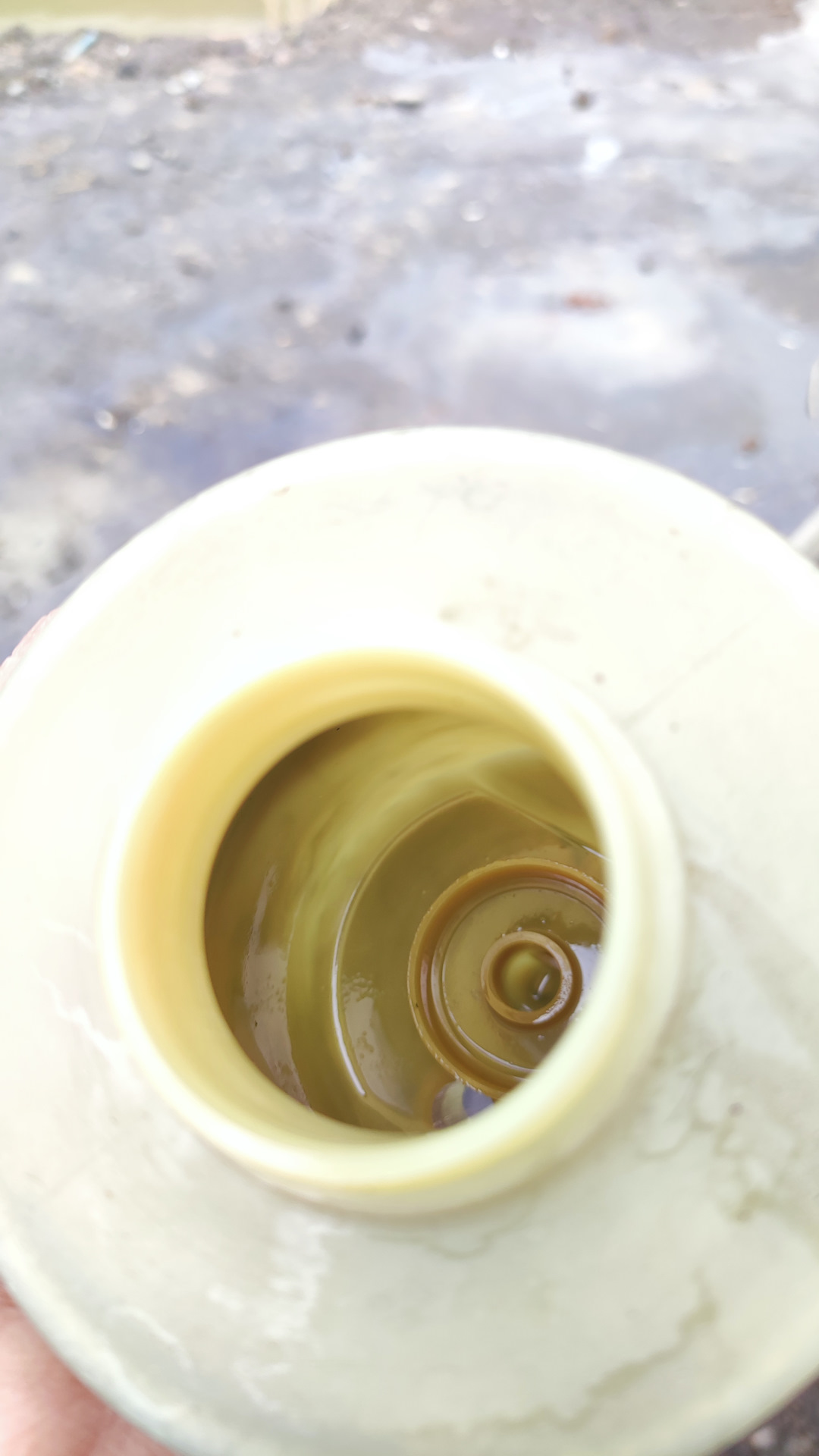 Замена масла в гидроусилителе — Renault Trafic (2G), 2 л, 2008 года ...