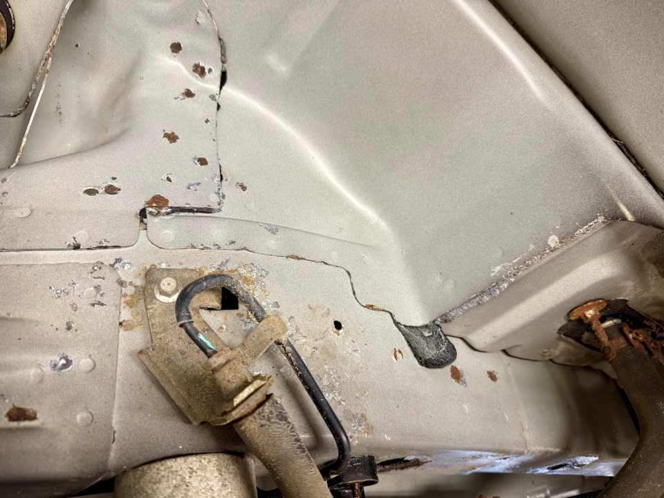 Фото в бортжурнале Ford Explorer (5G)