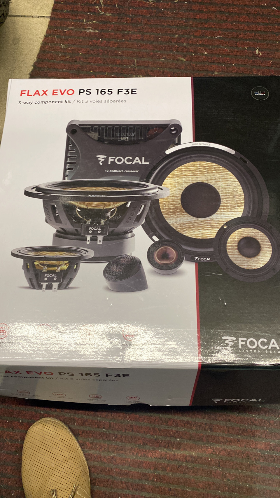 Таких два комплекта — Audi Allroad (C6)