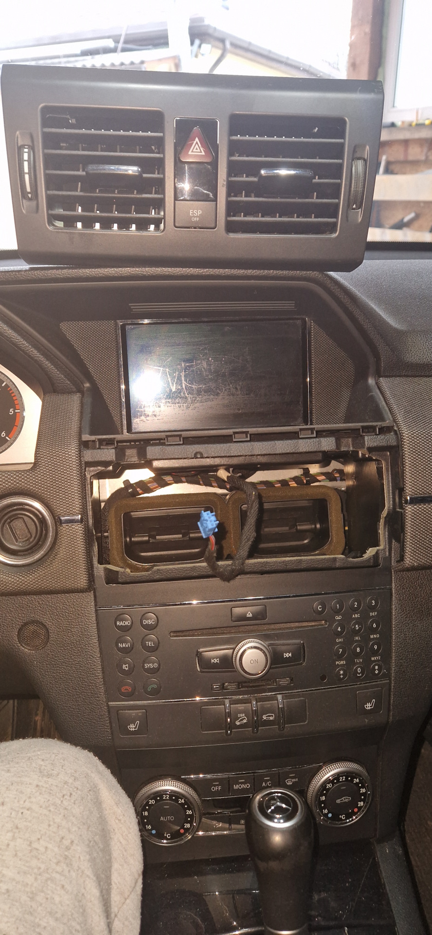 Передняя консоль стайлинг. — Mercedes-Benz GLK-Class (X204), 3,2 л ...