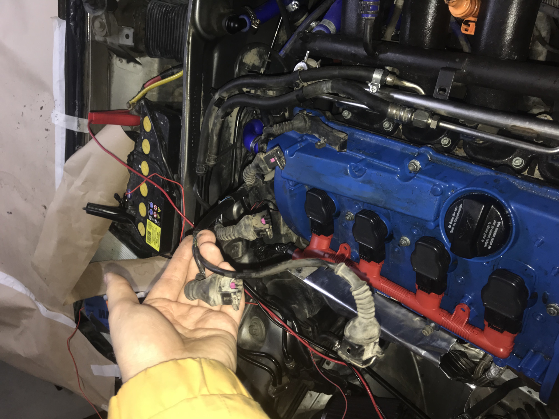 Промывка форсунок тигуан 2. Чистка инжектора и форсунок фольксваген джетта. 6 cfna. Фольксваген чистка форсунок. Промывка форсунок поло седан 1.