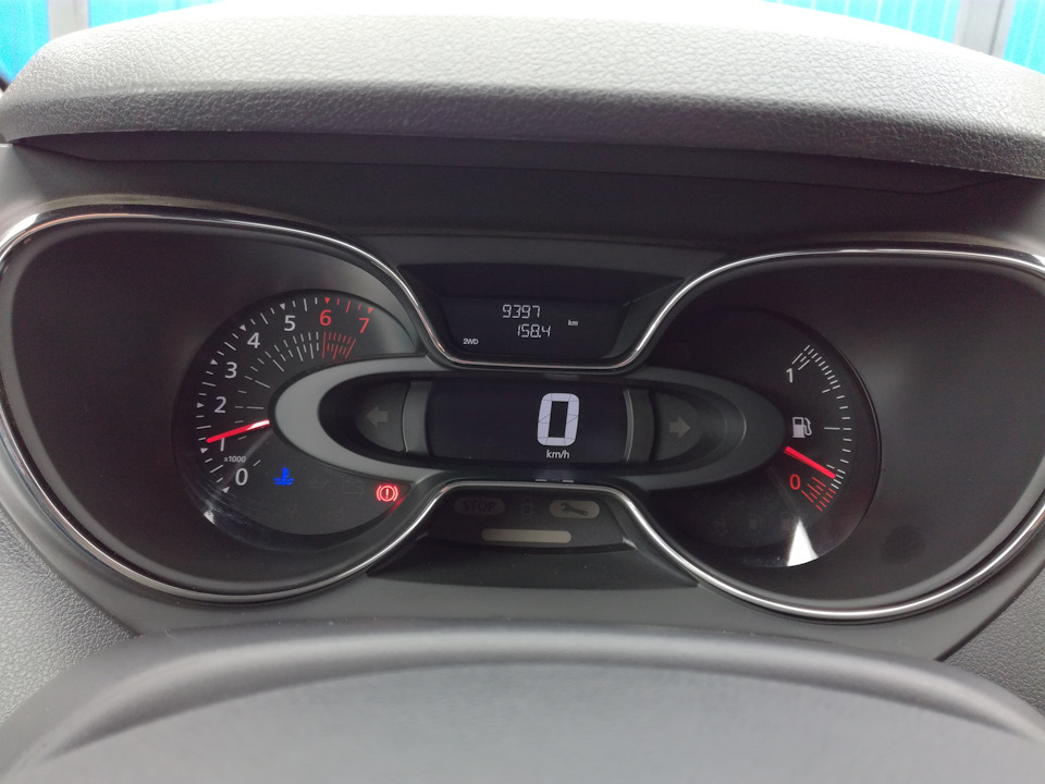 ГБО включается одномоментно с прогревом двигателя (выключение синий лампы) — Renault Kaptur (2016)