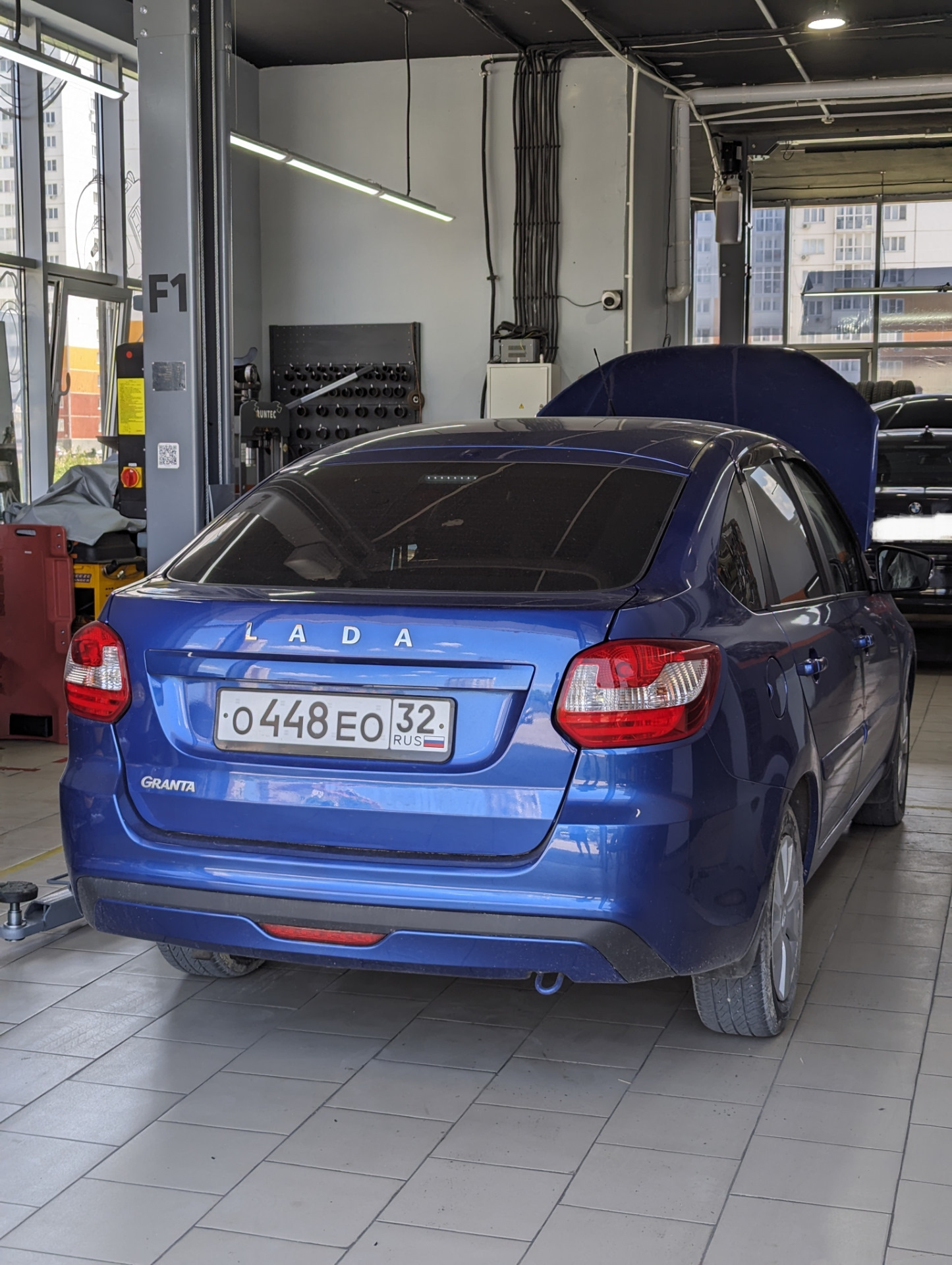 Диагностика ходовой. Опорный подшипник — Lada Гранта Лифтбек (2G), 1,6 ...