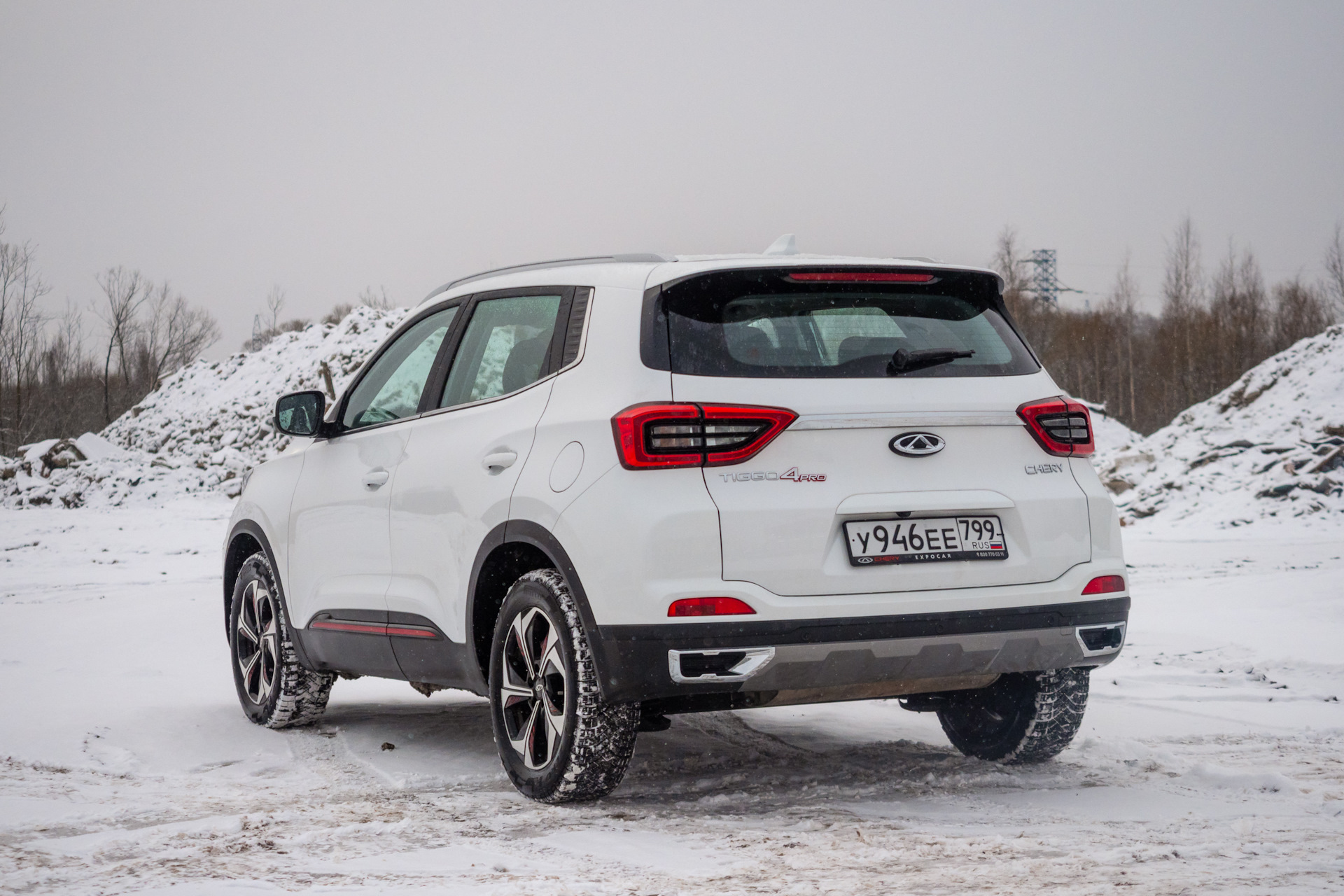 Chery tiggo 9 отзывы. Тест драйв чери Тигго. Чери Тиго 9 тест драйв. Крета и Тигго 4 сравнение
