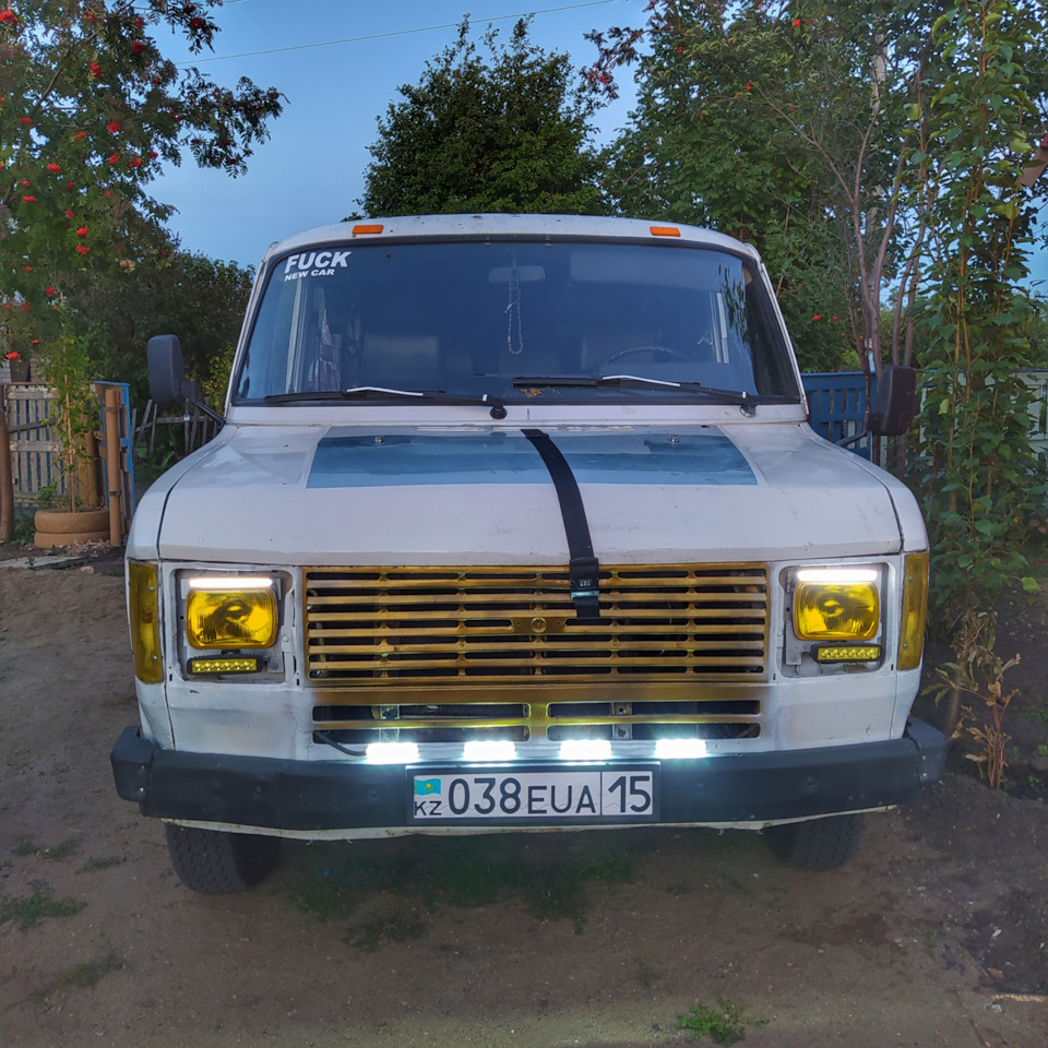 Бежит сальник хвостовика на коробке — Ford Transit (3G), 2 л, 1982 года ...