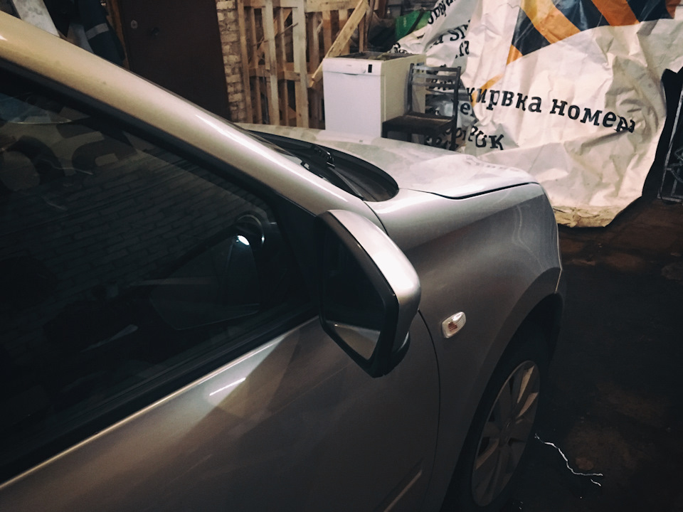 Покраска накладок зеркал и лексус поворотники гранта лифтбек - Lada Гранта лифтб