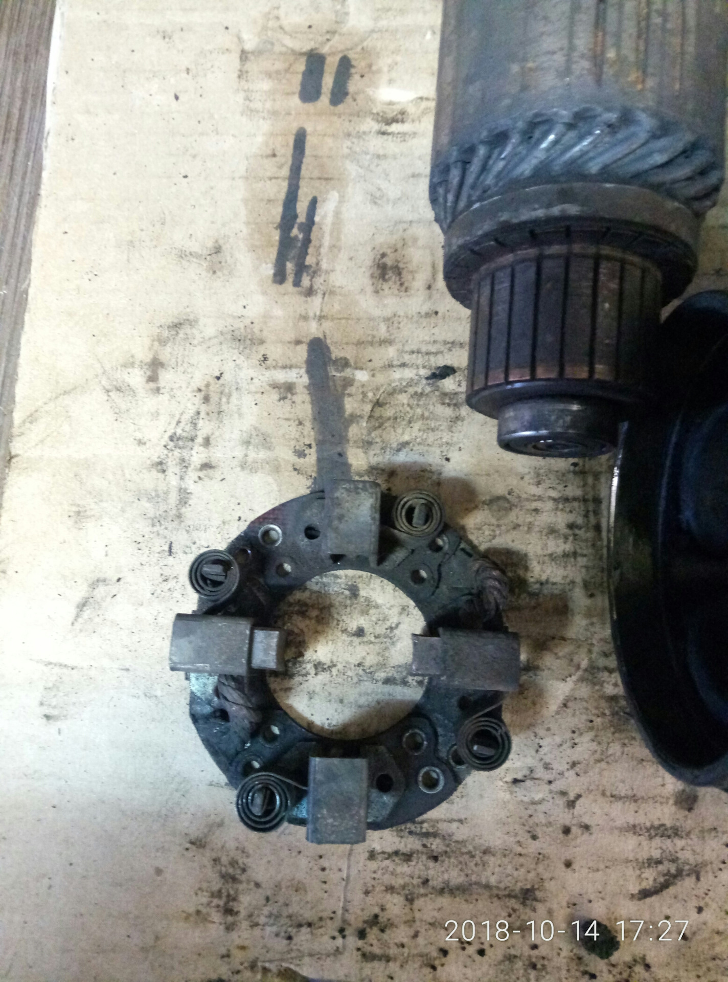 Замена передних стоек стабилизатора, ролика и ремня — Volkswagen Tiguan ...