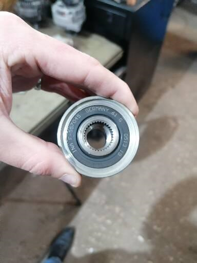 Замена обгонной муфты генератора nissan qashqai j 10 — Nissan Qashqai ...