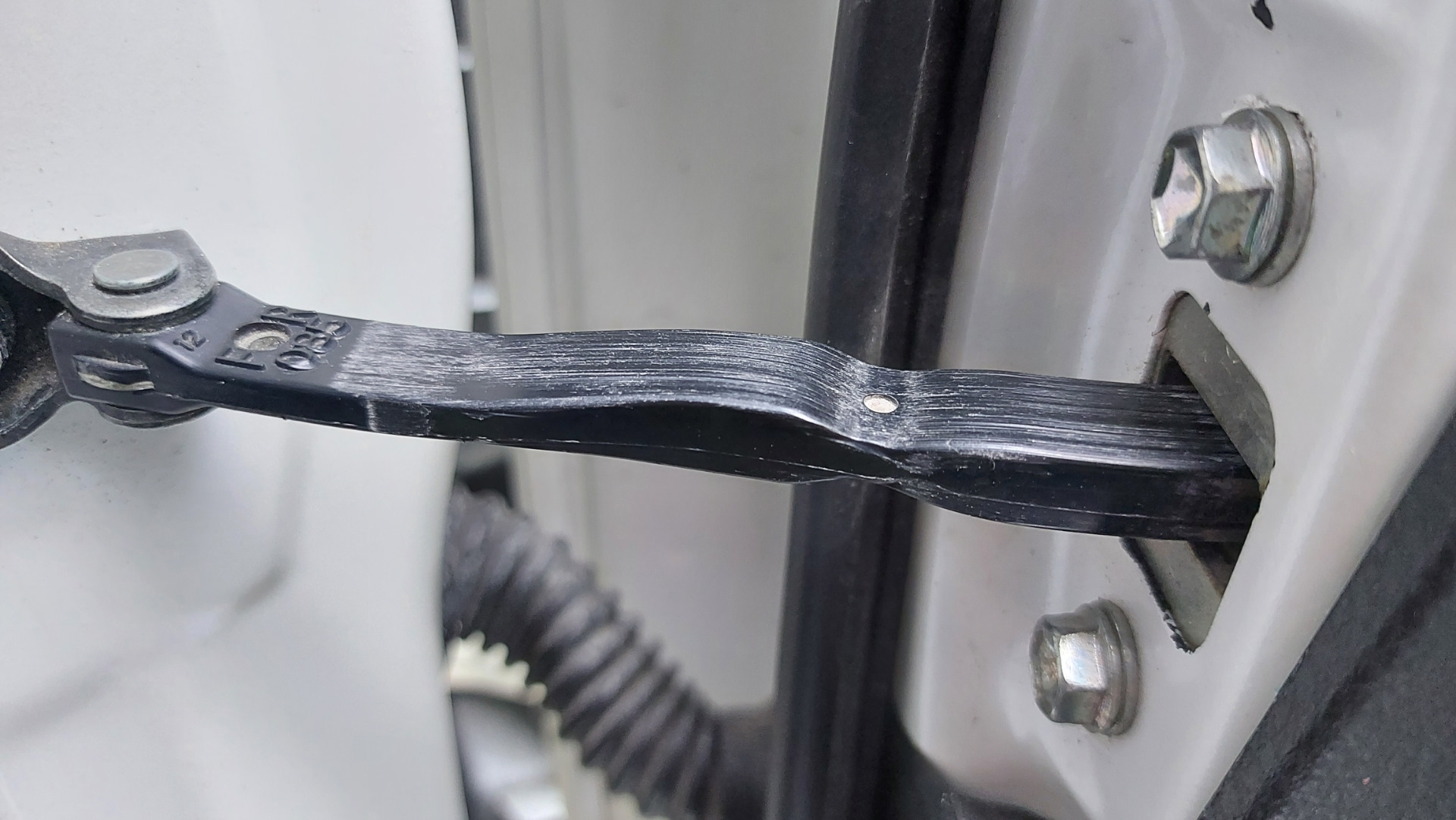 Сухая смазка PTFE, от CARVILLE RACING. — Toyota Voxy (3G), 1,8 л, 2015