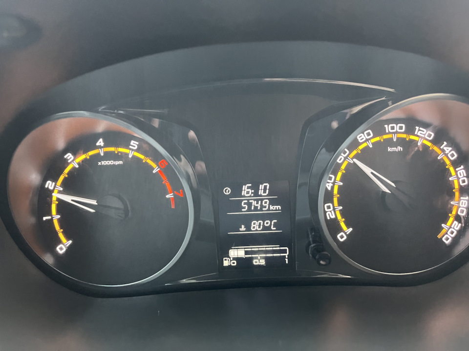 Ошибки приборки калина 1. Лада калина индикаторы панели приборов. Щиток приборов санг енг кайрон дизель обозначения 2010 года. Контрольные лампы приборки на вольво 740. 4 16.