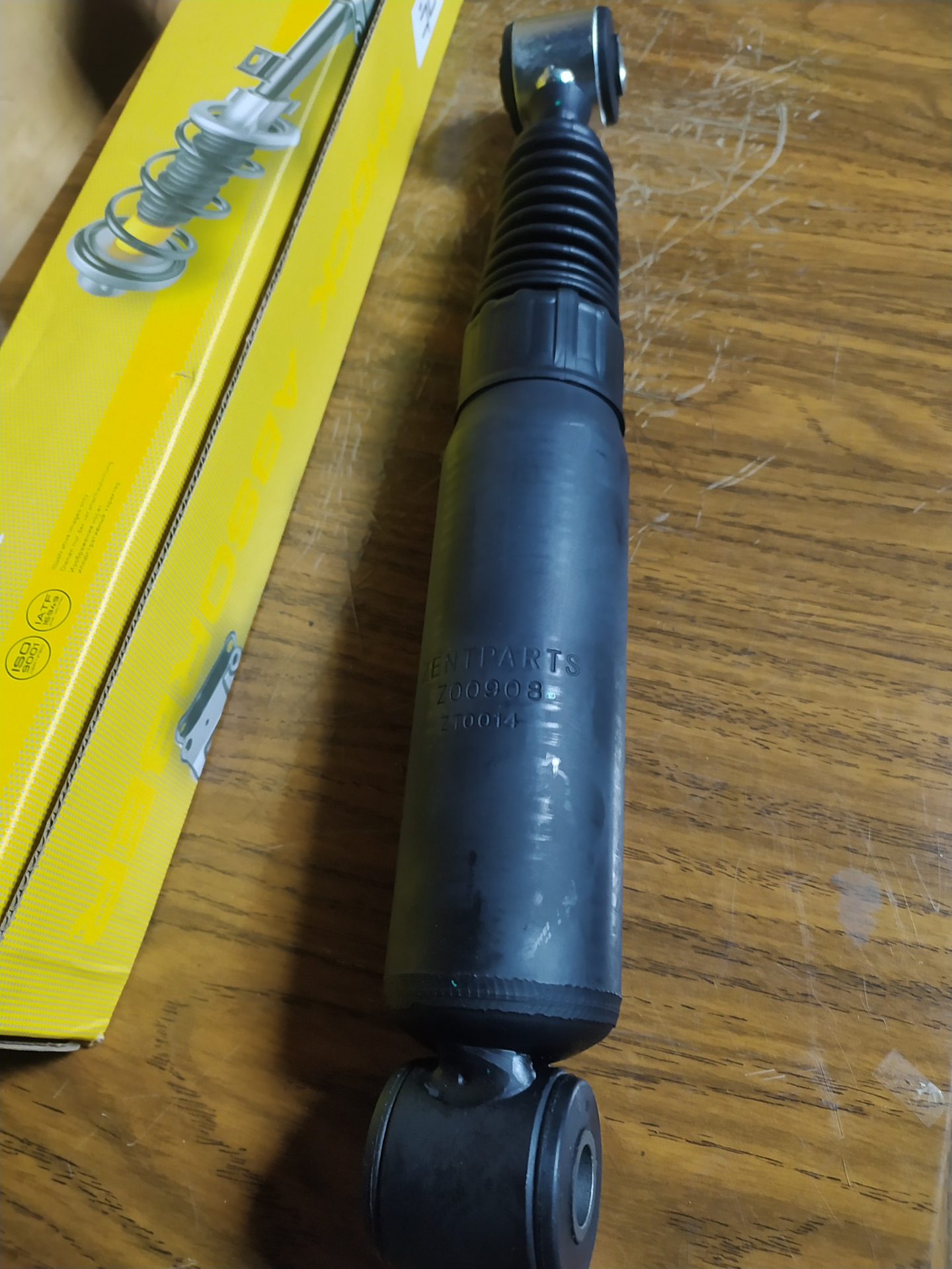 Замена задних амортизаторов. — Peugeot 306, 1,6 л, 1997 года | своими ...