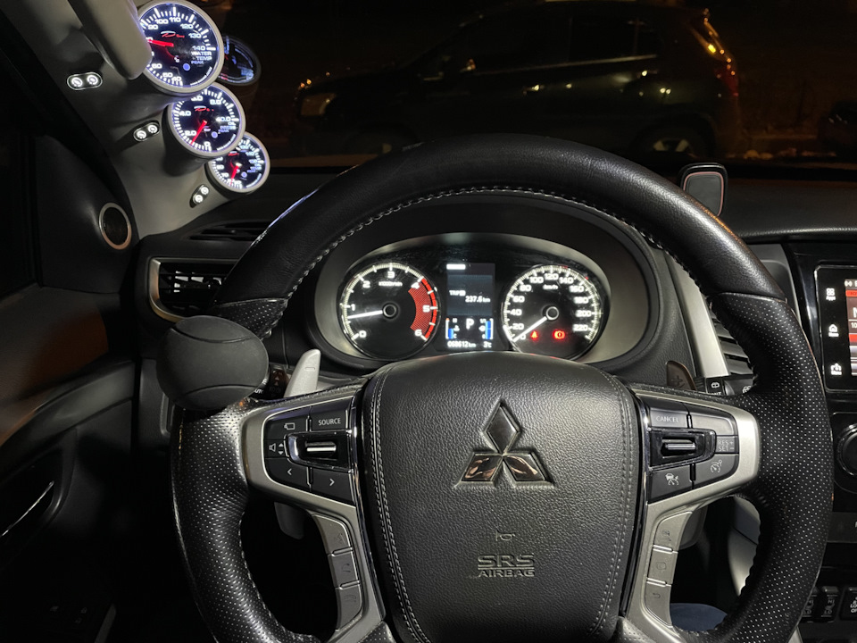 Лентяйка на руль — Mitsubishi Pajero Sport (3G), 2,4 л, 2017 года ...