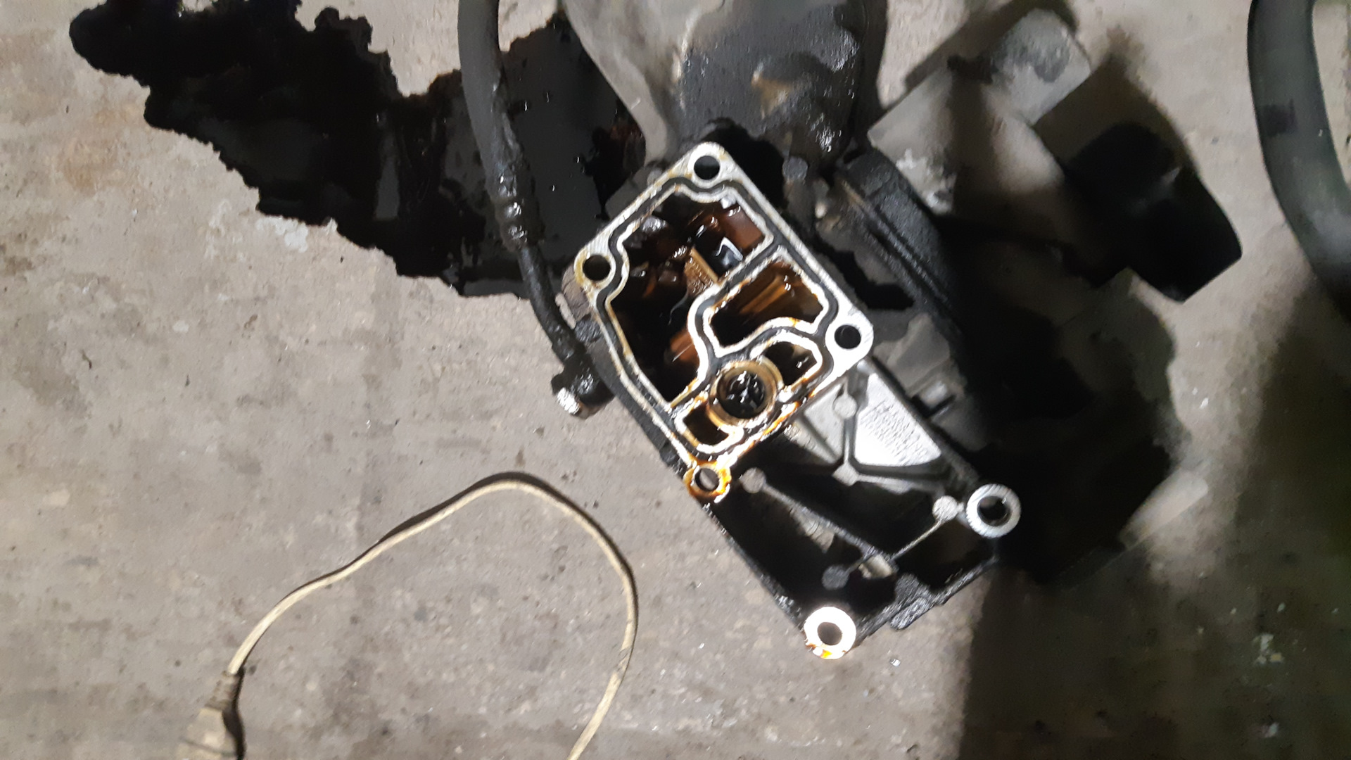 Прокладка масляного стакана — BMW X5 (E53), 3 л, 2006 года | своими ...