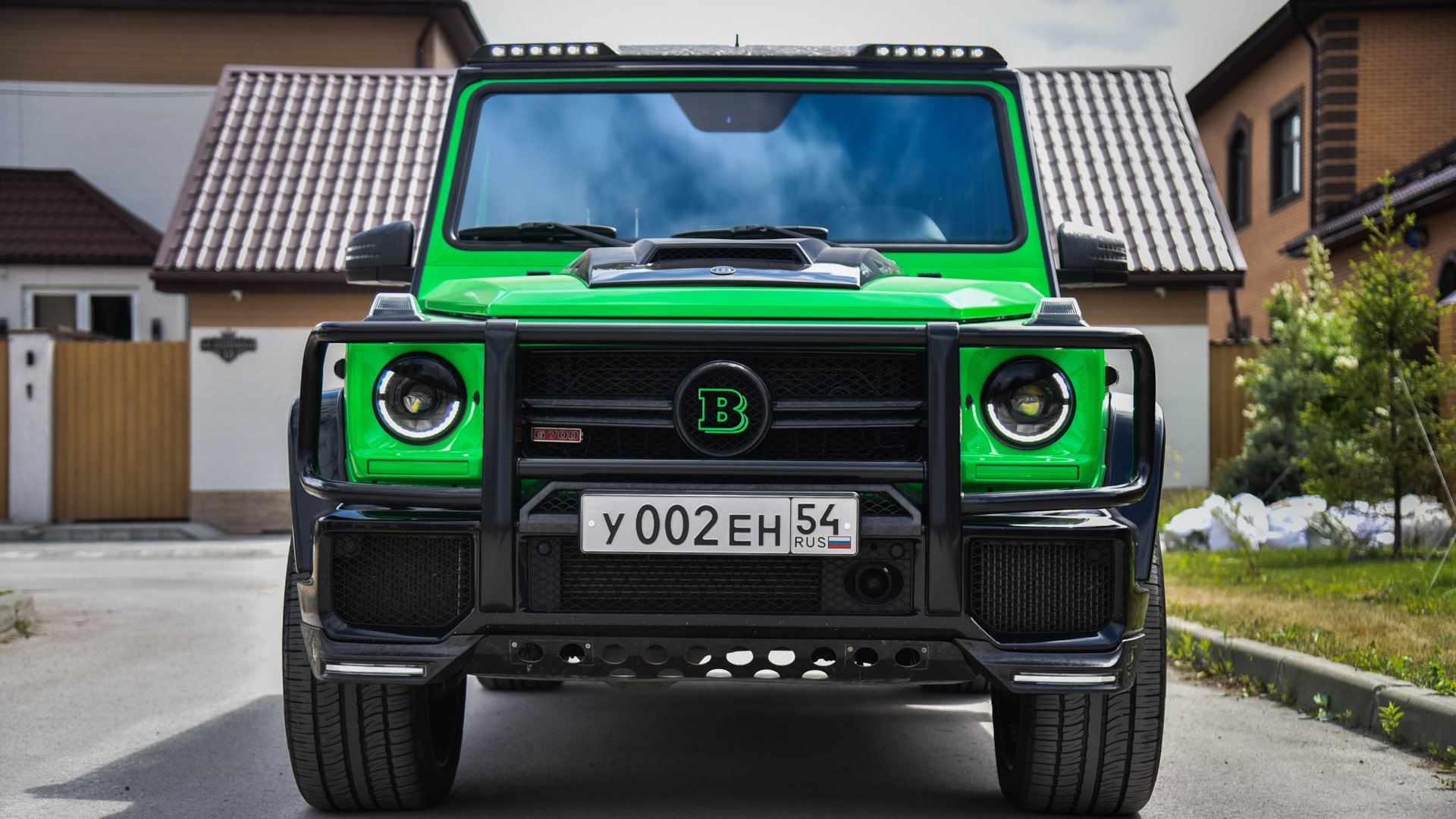 Mercedes-Benz G 63 AMG 5.5 бензиновый 2015 | BRABUS 700 Crazy на DRIVE2