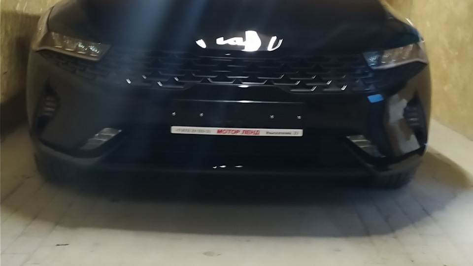 KIA K5 Чёрный металик