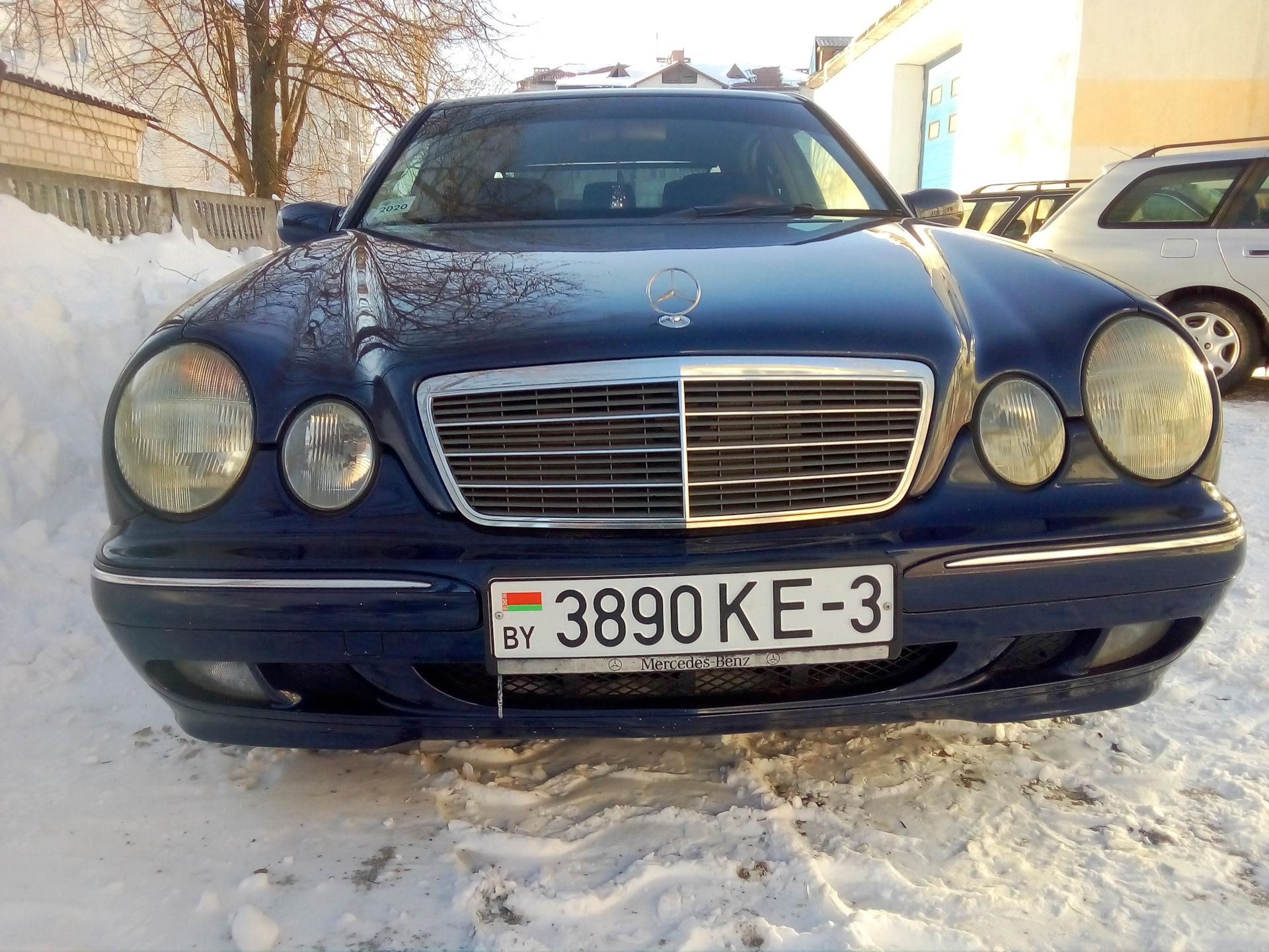 Стук в моторе — Mercedes-Benz E-class (W210), 2,2 л, 1999 года | поломка |  DRIVE2