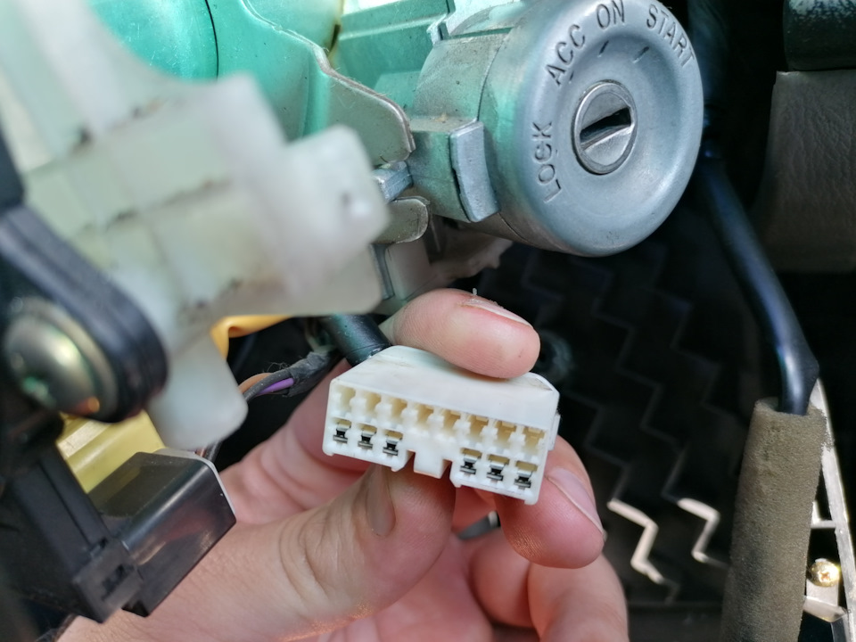 Фото в бортжурнале Mazda Protege (FH4H)