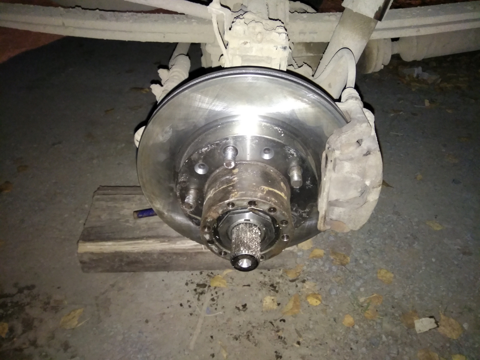 установка ступицы. ступицы от 2108 на ваз 2107 классику. ступица от ваз 2108 на ваз 2107. установка ступицы. необслуживаемая ступица ваз 2107.