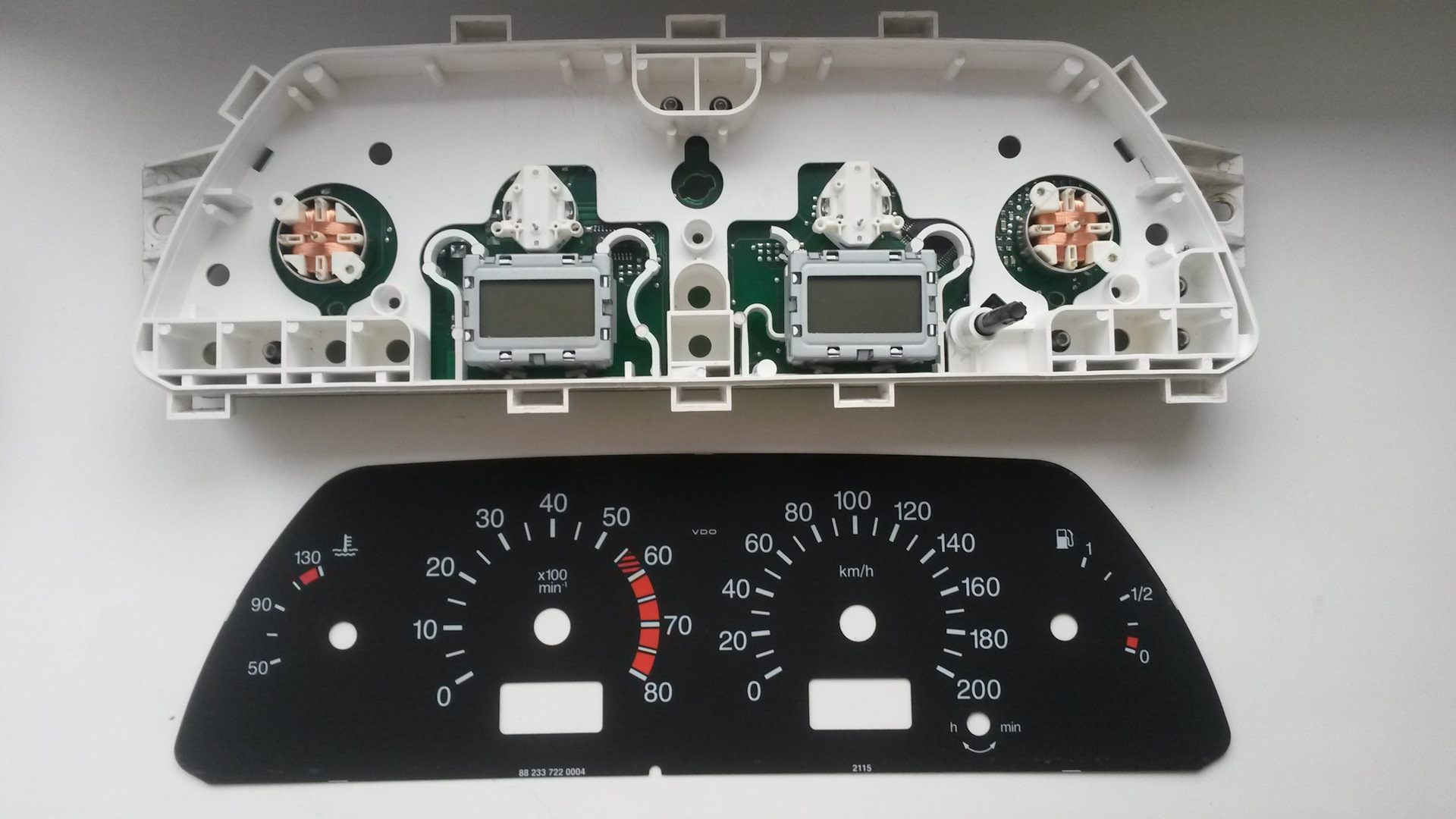Щиток приборов ваз 2114. Комбинация приборов ВАЗ 2114. Приборный щиток ВАЗ 2114. Комбинация приборов 2114 vdo. Лампочки панели приборов ВАЗ 2114 vdo.