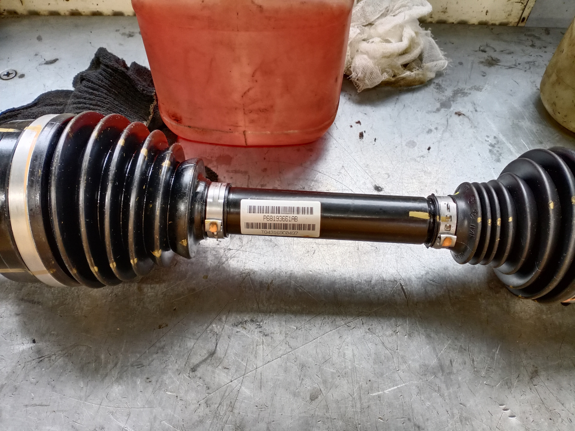 Как проверить шрус на исправность. Шрус ваз 2104. Шрус наружный субару форестер сф5. Неисправный шрус. Внутренний шрус признаки неисправности ваз.