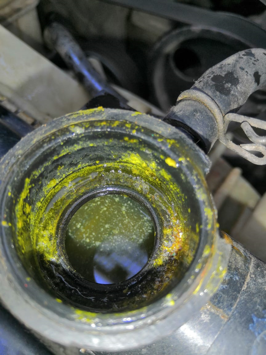 Просто лопнул радиатор! — Toyota Aristo (II), 3 л, 1998 года | поломка ...