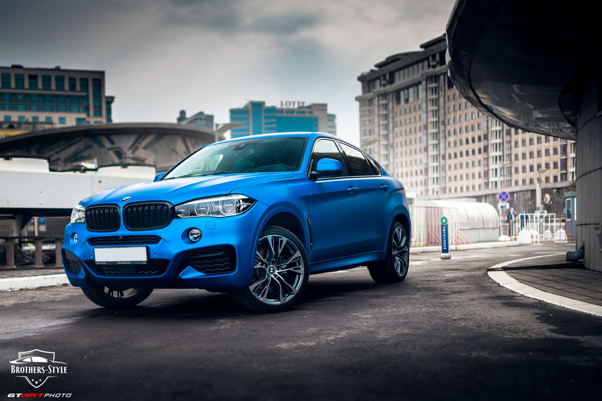 X6 blue. BMW x6 2022 Blue. BMW x6 m матовый металлик 2021. БМВ x6 синий. БМВ Икс 6 синий.
