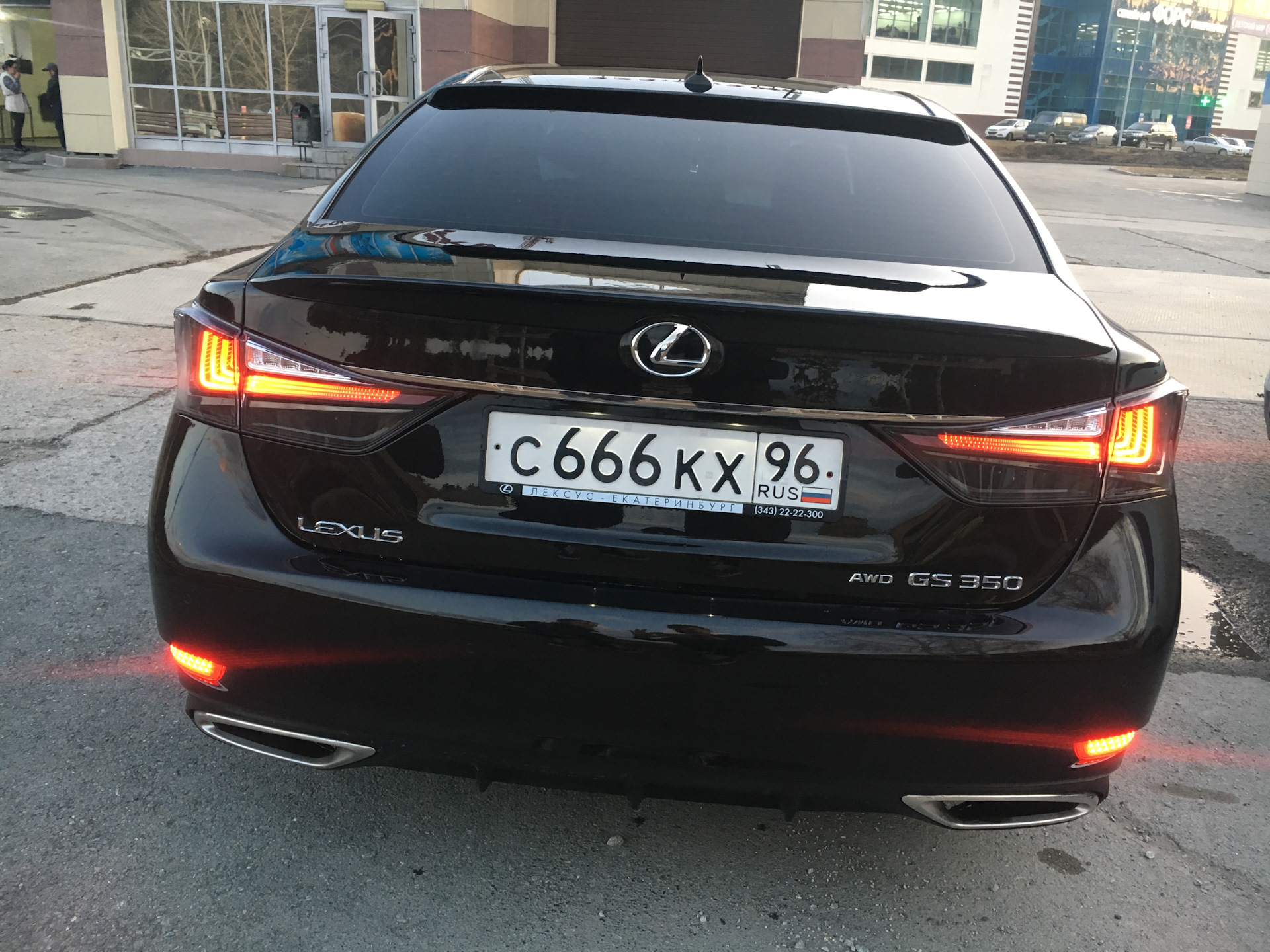 Лексус фары задние. Lexus gs350 l10. Lexus es задняя оптика 2021. Задние фонари Lexus GS. Задние фонари на Лексус GS.