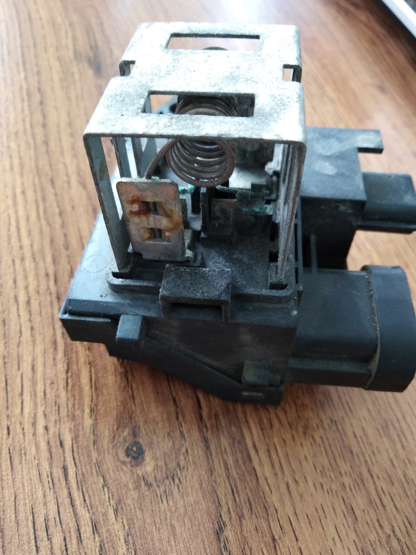 Ошибка Р0480, лампочка ДХО и неработающий кондей — Lada Vesta, 1,6 л ...